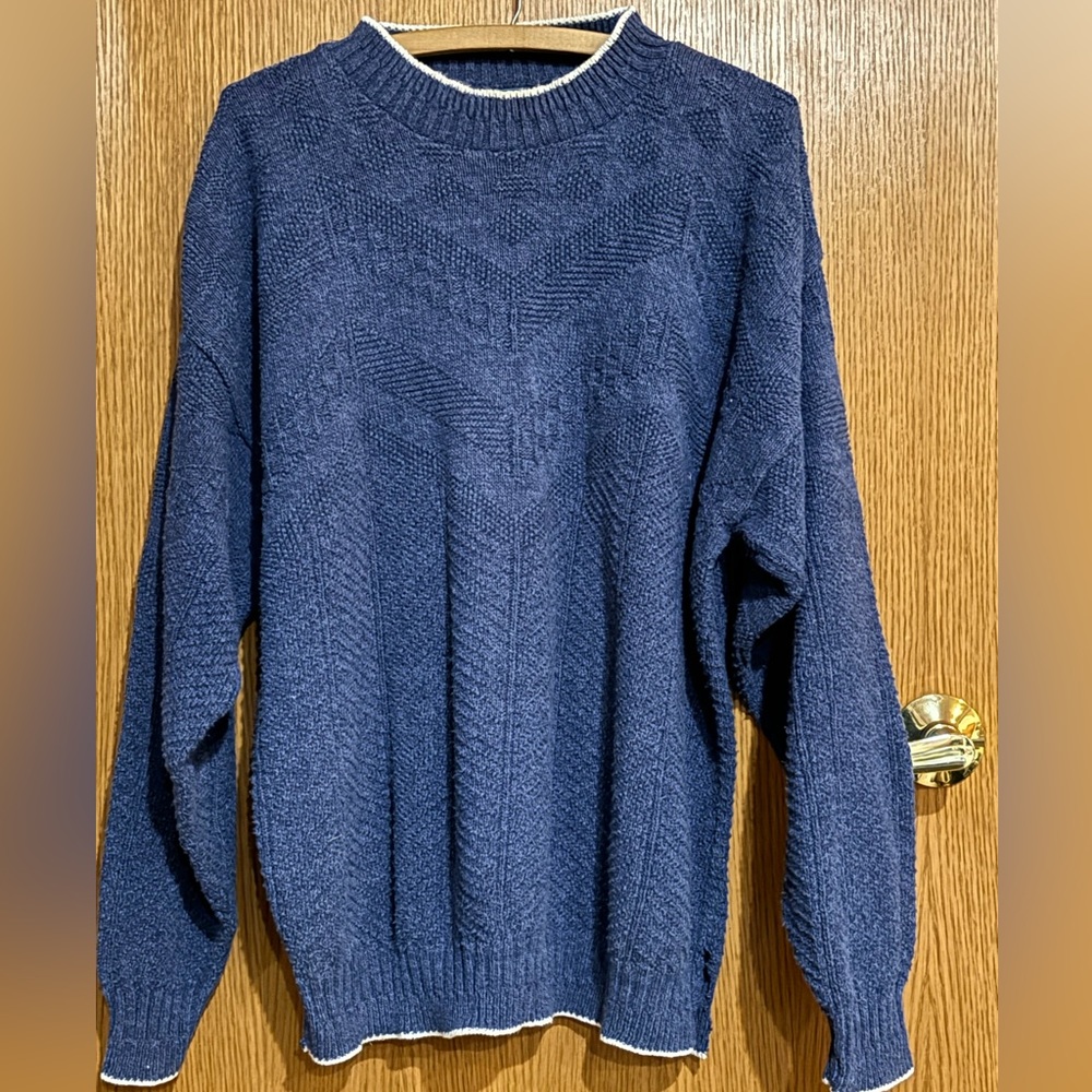 Kenneth Roberts Mens Sweater